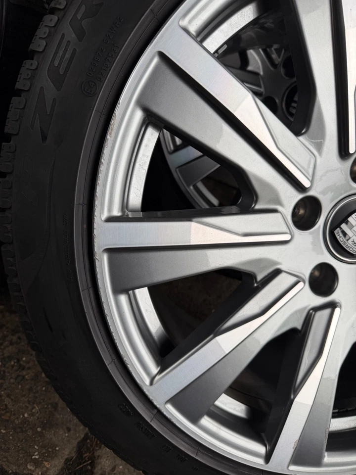 Original Porsche Taycan 20" Winterräder Sport Cross Turismo J1 DOT24 7mm Tequip - Bild 4 von 4