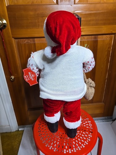 Holiday Time Babbo Natale 18 pollici in maglione con lanterna, bastoncini da sci borsa di tela - Foto 4 di 5