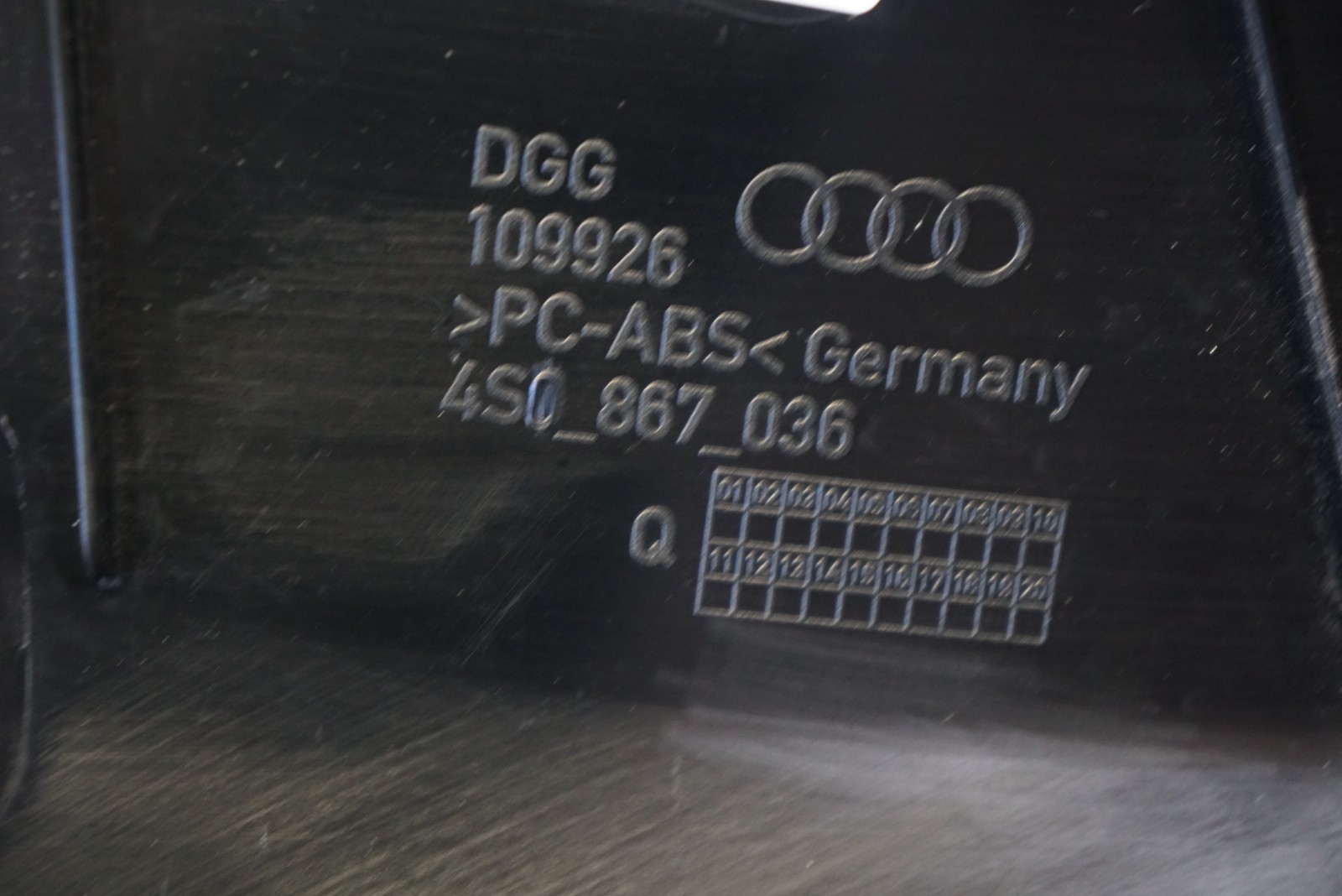 Audi R8 Perfomance 2017-2023 Rear Right Quarter panel trim