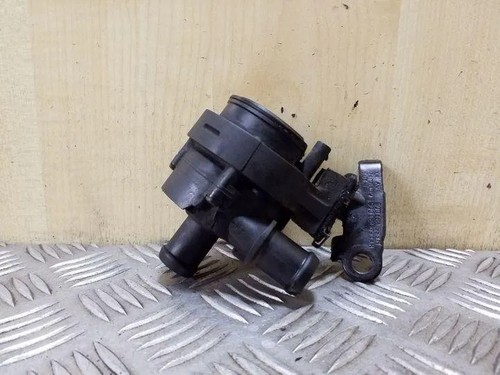 VW PASSAT Variant B8 3G5 Zirkulationswassermotor 5C0965567 0392023209 26130756