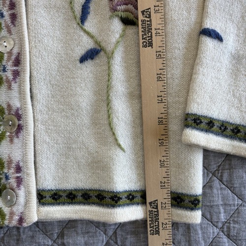 Vtg Coldwater Creek Embroidered Floral Wool Knit Cardigan Sweater Medium Button - Picture 20 of 21