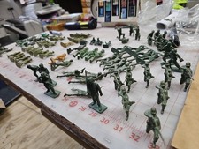 Vintage Plastic Army Men Toy Soldier Mixed Lot 1/32 Scale Military Figures Hong