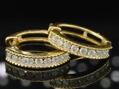 10K Damen Gelbgold Rund Schliff Diamant Ohrringe Creole Huggies Nieten .26C - Bild 1 von 4