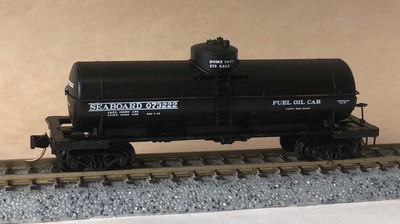 Micro Trains N-Scale 65360 - Tank Car, Single Dome, 39 Foot - Seaboard Air Line