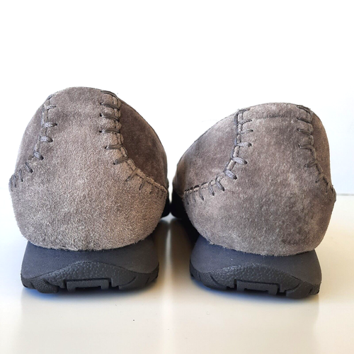 Skechers Relaxed Fit Loafers Shoes Women Size 8.5 Gray Suede Memory Foam E - Picture 5 of 7