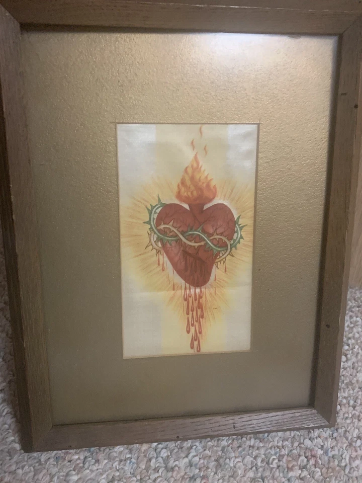 Corazón Llameante Sagrado Corazón De Colección con Crucifixión Enmarcado Retrato Foto 3 de 4