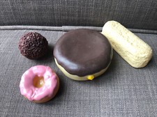 Vintage MTC Play Food Realistic Desserts Rubber Dunkin Donuts Twinkie Replica