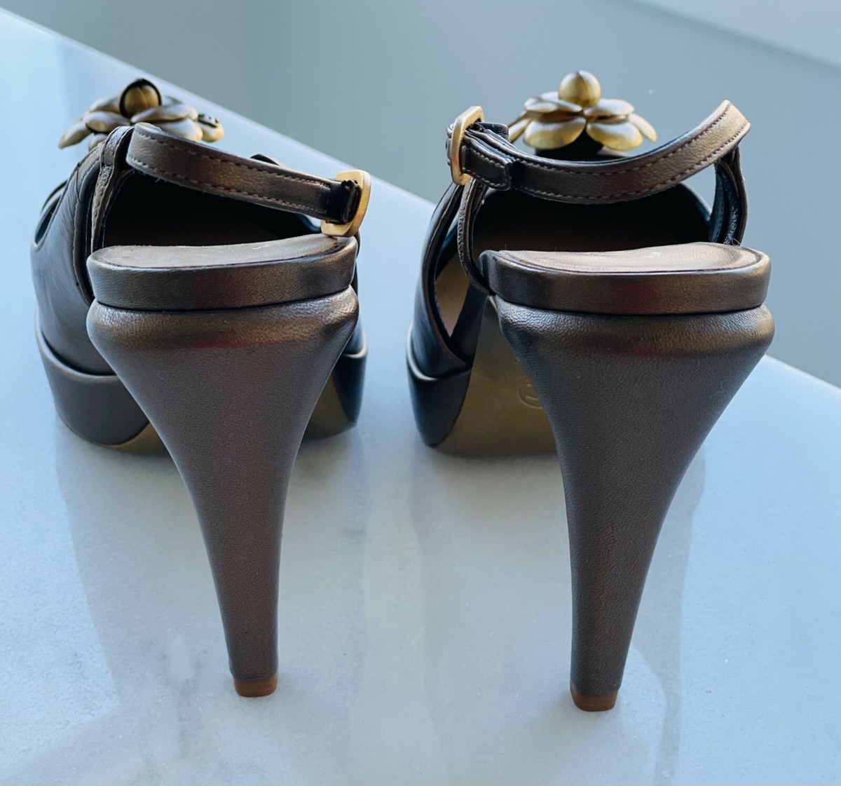 ◆CHANEL◆ CHANEL ミュール Chanel Metallic Camellia w/CC Logo on The Flower Slingback