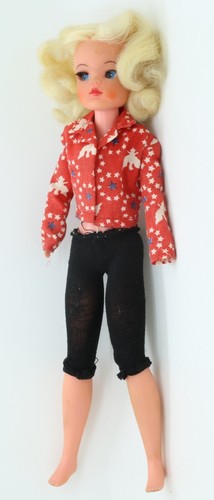 Vintage 1970's Chubby Funtime Sindy Doll Blonde Hair O.D Made In Hong Kong - Imagen 1 de 12