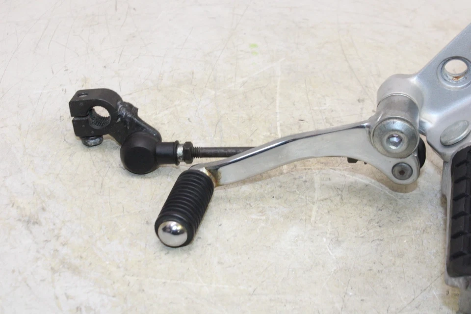 92-07 KAWASAKI NINJA 250R EX250F OEM LEFT REARSET REAR SET FOOT PEG W SHIFTER - Image 4 of 4
