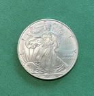 2010 DATED .999 FINE SILVER EAGLE WALKING LIBERTY DOLLAR BULLION ROUND COIN NICE