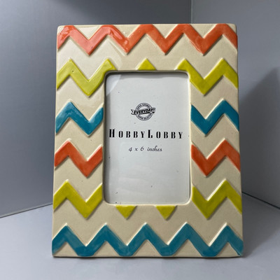 Hobby Lobby Picture Frame, Crackle Chevron for 4x6  Photo