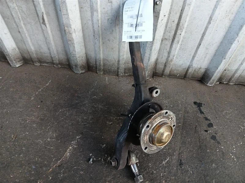 Bentley Arnage Husillo Delantero Izquierdo Suspensión Nudillo Lado del Conductor Rodilla Foto 3 de 4