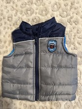 Infant Healthtex gold metallic puffer vest size 0-3 m T6