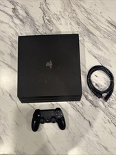 Play Station Pro 4 CUH 7015B 1tb LEGGERE Descrizione