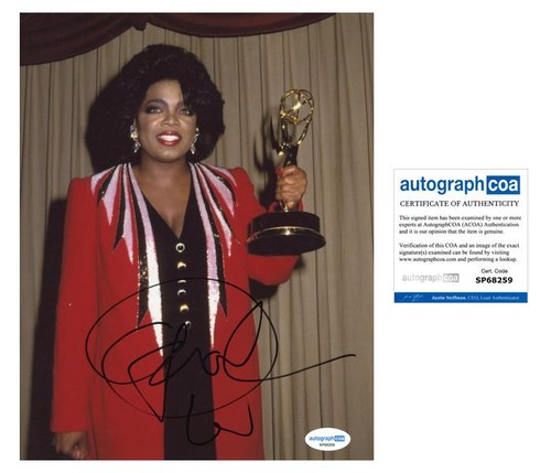 Oprah Winfrey AUTOGRAPH Signed Emmy Winner Autographed 8x10 Photo ACOA