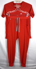 FIGS Women's Scrub Set Catarina Top Zamora Joggers Awesome Red FIONlite Med