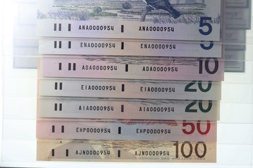 1988-1991 Bank Of Canada 5$ - 100$ Matching Low Serial Number Set - Legacy - - 第 16/16 張圖片