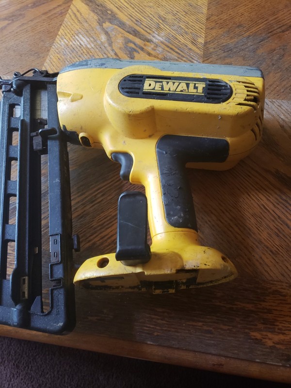 2 DEWALT DC618 Cordless Battery Nail Guns for Parts 