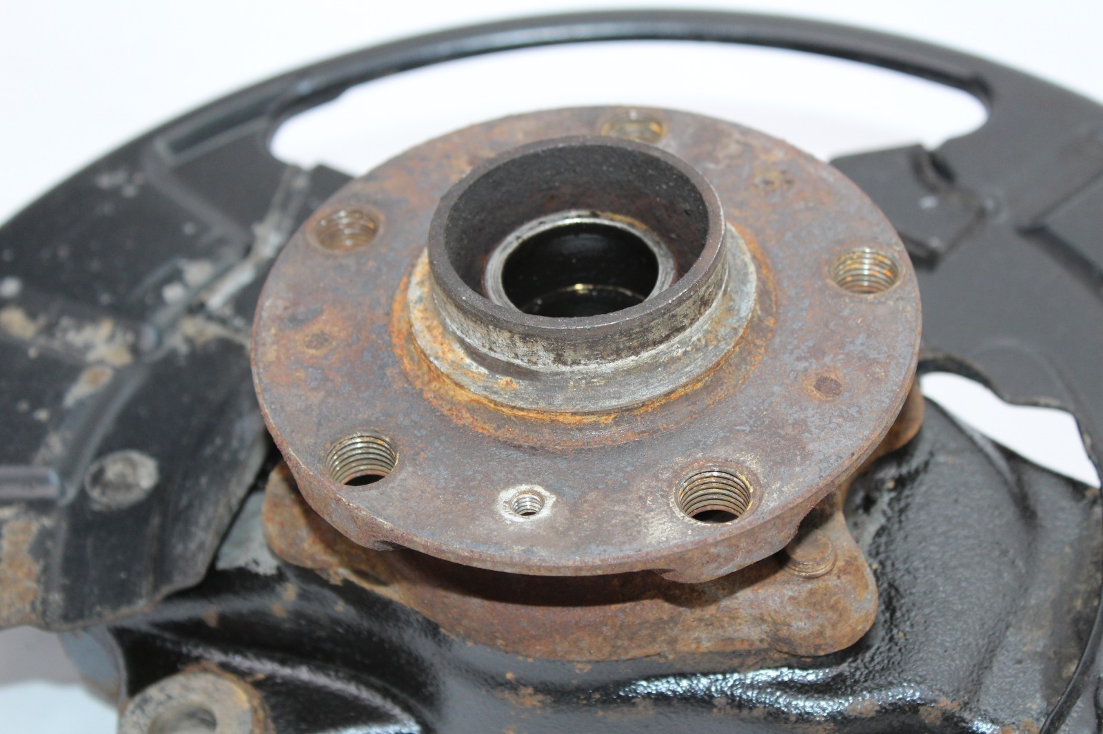 Bentley Continental GT Front Left Driver Knuckle Spindle Hub 2003-2007
