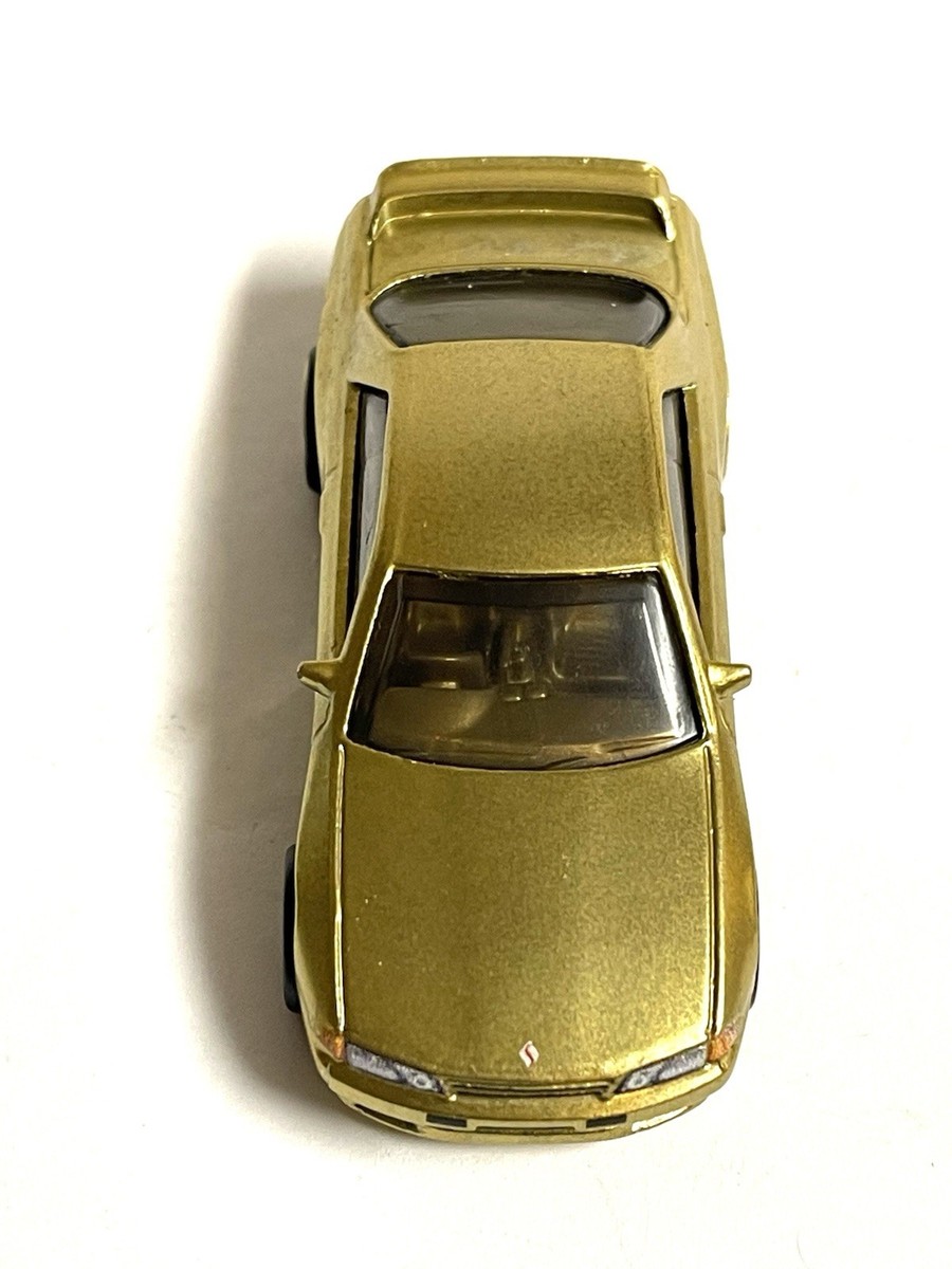 Hot Wheels New 2026 Premium Chase Gold Nissan Skyline GT-R R32