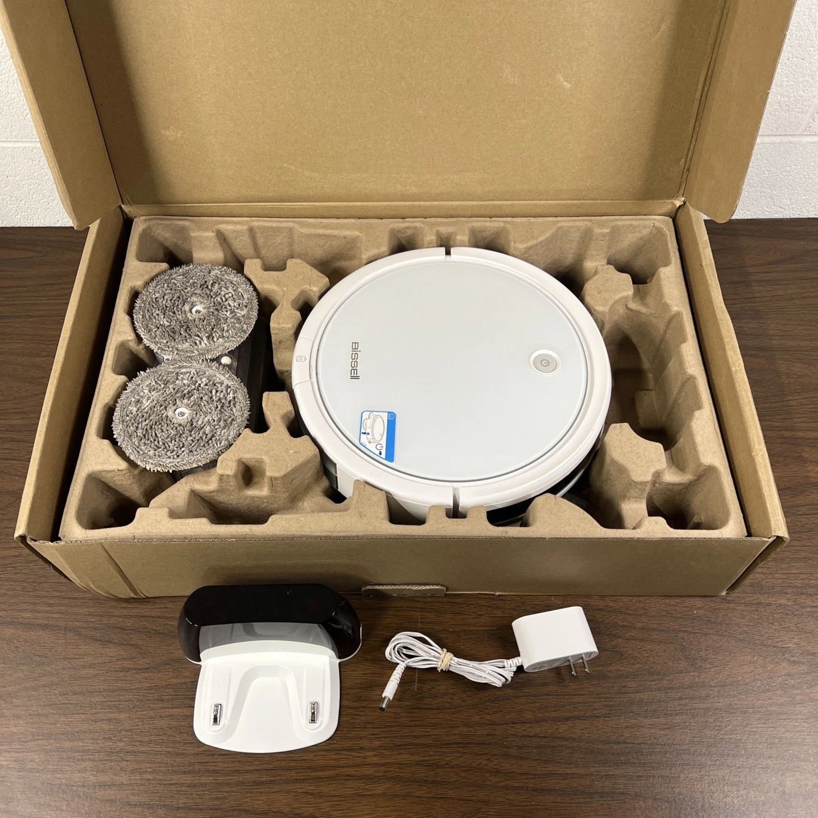 BISSELL SpinWave 3115 White Wet and Dry Robotic Vacuum Cleaner - Fully Working