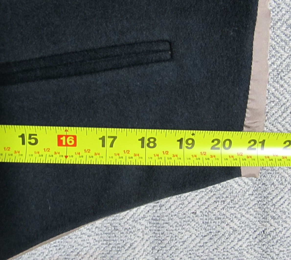 Foto 15 di 18