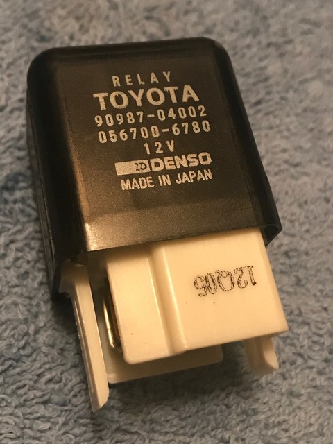 Toyota 90987 04002