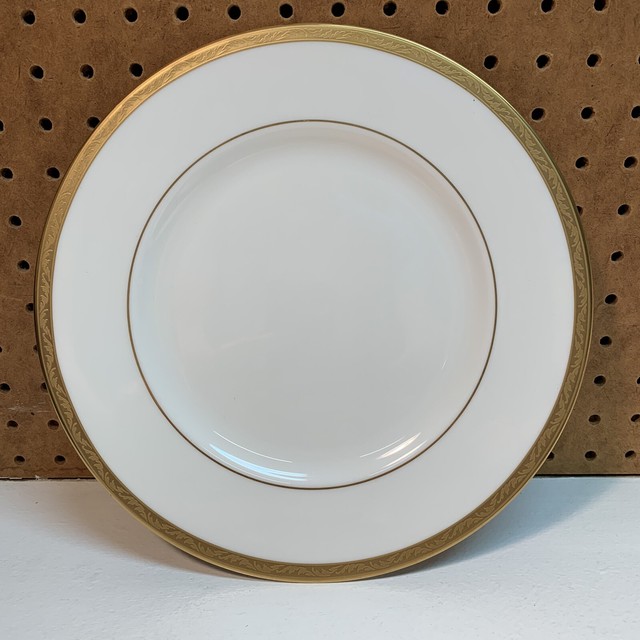 LENOX LANDMARK GOLD Large Plate 10 7/8" Classics Collection Fine