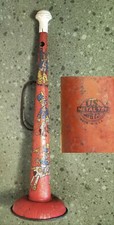 10.5" Lithograph Tin TOY HORN NOISE MAKER HANDLE TIP US METAL TOY MFG CO