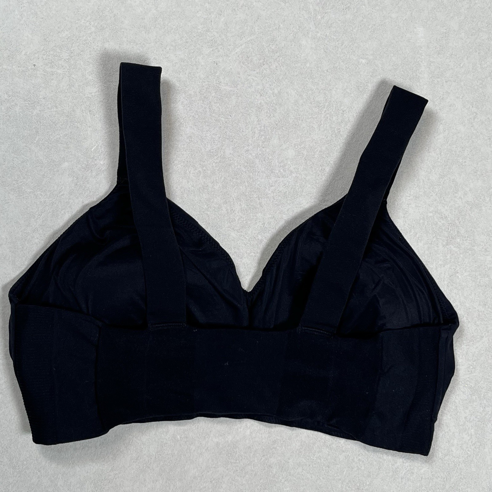 Spanx Smooth Black Wireless Pullover T-Shirt Bra … - image 4