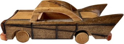 Handgeschnitztes Holzspielzeugauto Pyrographielinien beschriftet Cabot 1957 Volkskunst