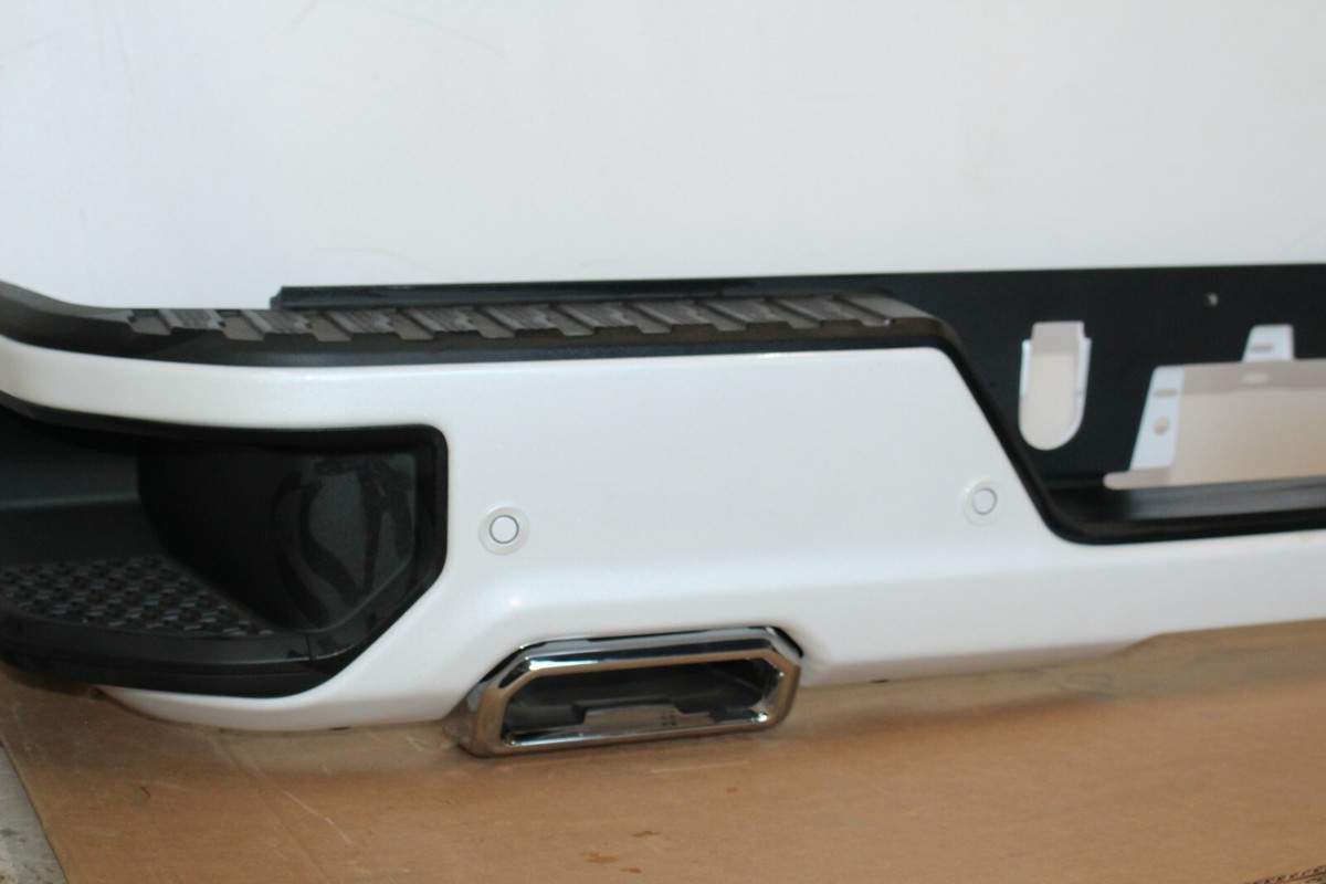 ムーページ 2019-2021 GMC Sierra Chevy Silverado 1500 Rear Bumper W/SENS OEM