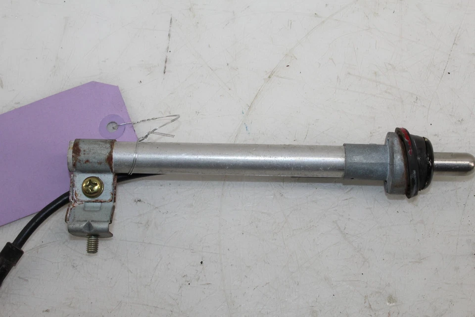 1990 - 1993 年马自达 MX-5 Miata 天线 原始设备制造商 EE125 — 第 4/4 张图片