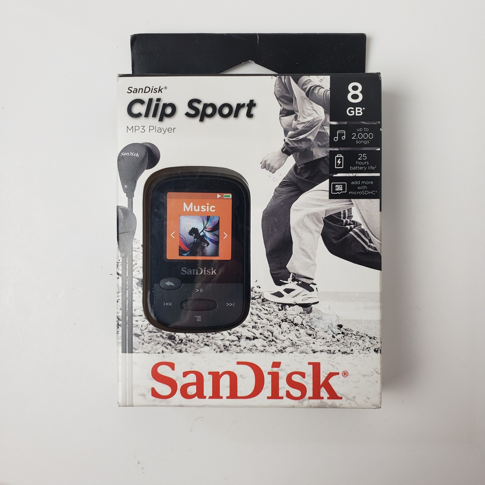 Sandisk SDMX24008GA46K 8gb 1.44" Clip Sport Mp3 Players (Black) 8GB