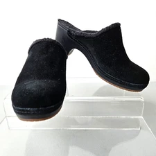 Crocs Sarah Dual Comfort Clogs Womens 7 Shoes Suede Mule Slip On Black