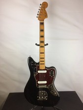 Ottima chitarra elettrica Fender Vintera II Jaguar anni '70, tastiera in acero, nera