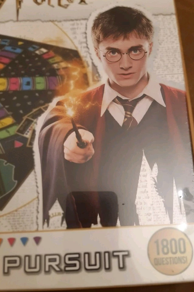 Trivial Pursuit Harry Potter Ultimate Board Game Hasbro 2021 BRAND NEW SEALED - Image 3 of 4