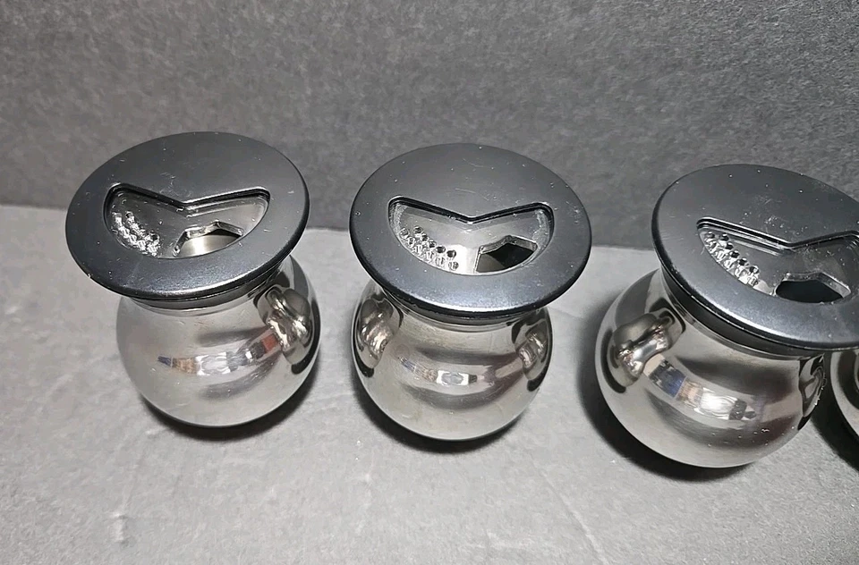 Juego de 5 saleros/pimienta/especias BergHOFF acero inoxidable 18/10 descontinuado Foto 2 de 4