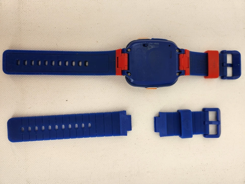 VTECH 1716 Kidizoom Smart Watch With Camera. Fire Red Blue Wristband + Extra - Image 4 of 4
