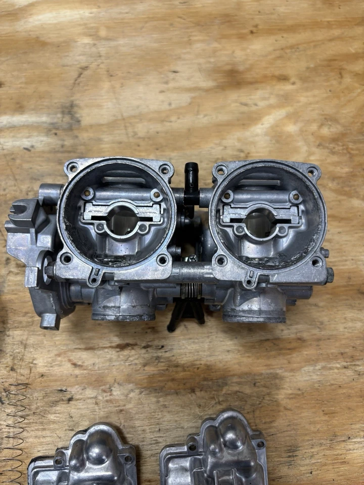 Carburador Kawasaki Brute Force 650 Prairie 650 2002 Keihin CVK Duel Foto 4 de 4