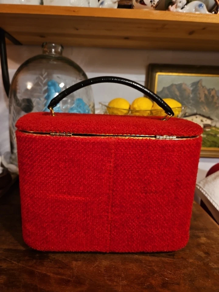 Celebrity New York Made In USA 1960's Red Tweed Makeup Case With Mirror - Image 3 of 4