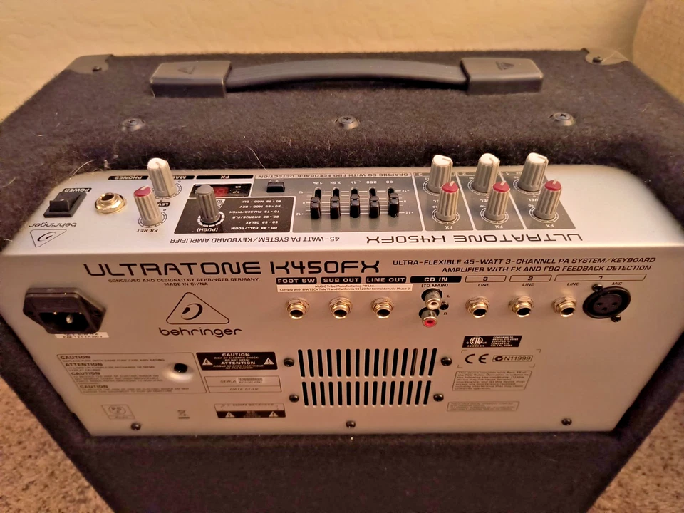 Behringer Ultratone K450FX 45W-PA/teclado AMP con FX y FBQ Foto 2 de 3