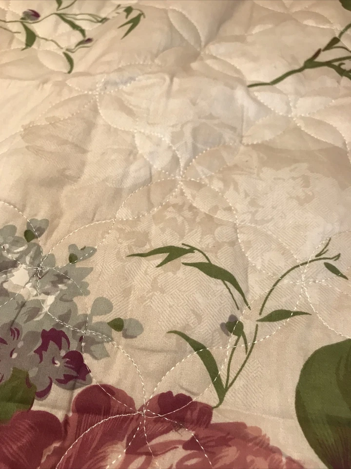 Colcha acolchada rosa rosa con funda nórdica + 4 vergüenzas tamaño completo de Amazon nueva Foto 3 de 4