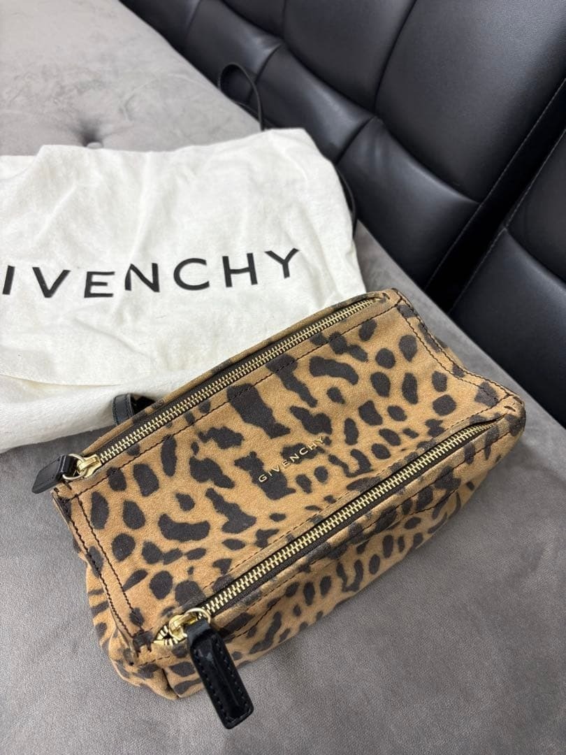 GIVENCHY  Dalmatian-patterned Mini pandora Should… - image 3