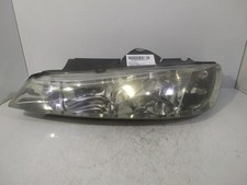 Feu avant (phare) Peugeot 304