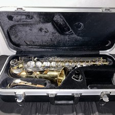 Read description - Selmer SAS301 Alto Saxophone in hard case mp