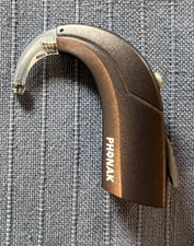 Phonak Micro Ear Left Hearing Aid HE4 1000 086C15939 EUC