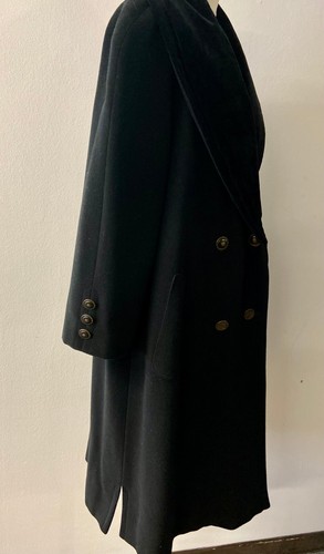 Damen 80er Vintage zweireihiger Wollmantel mit Samtschalkragen - Bild 9 von 14