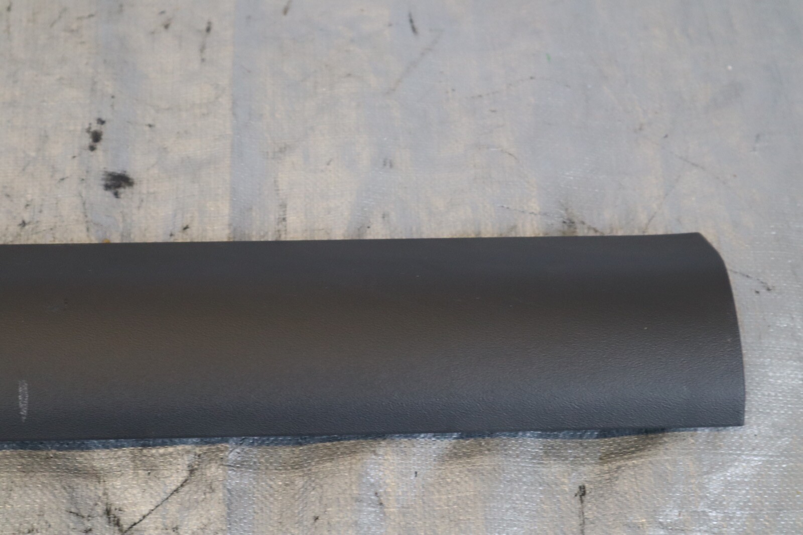 2014 AUDI R8 V8 QUATTRO AWD 4.2L OEM LH INTERIOR DOOR SILL PLATE *SCRATCHES#1339